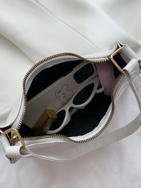 White Retro Shoulder Bag