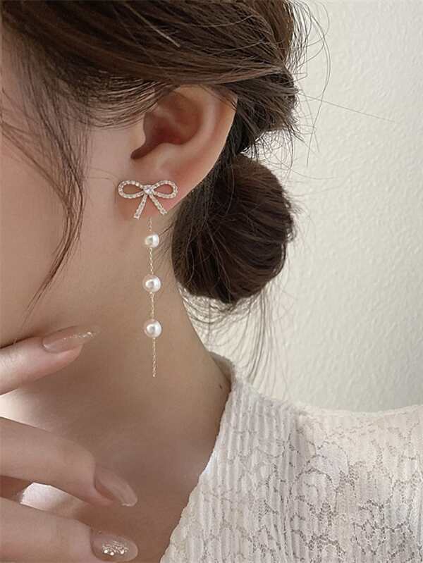 Rhinestone Bow & Pearl Charm Earring